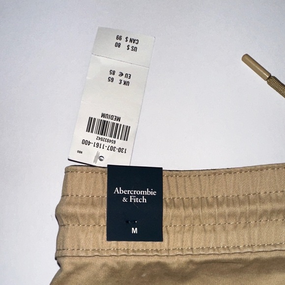 Abercrombie & Fitch Men's Khaki Chinos - Picture 9 of 12
